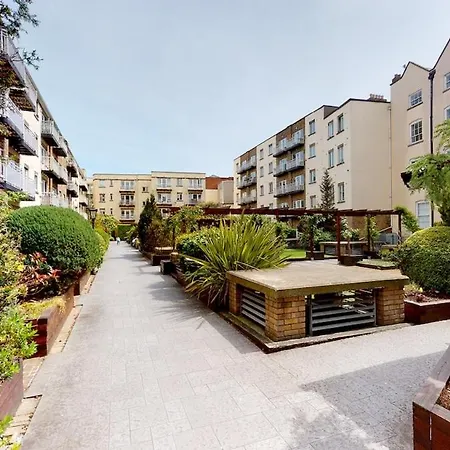 1 Bed In Centre * דבלין